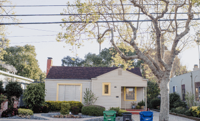 Important considerations for choosing workplace furnishings